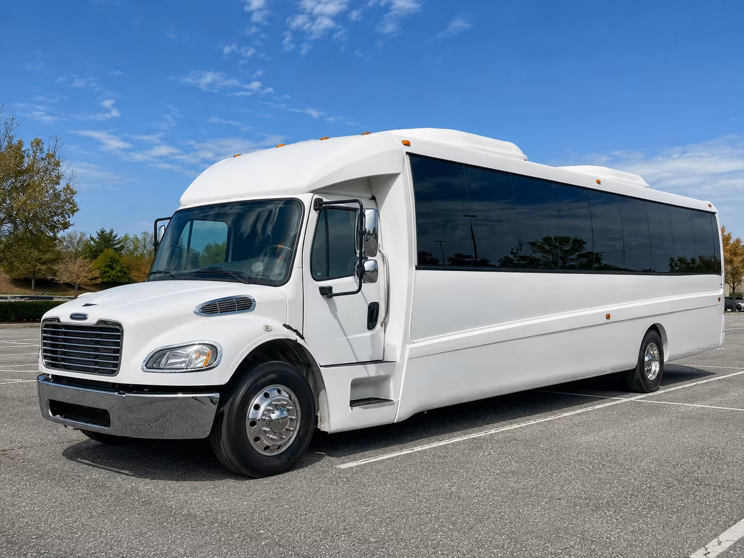 gloucester 30 passenger party bus
