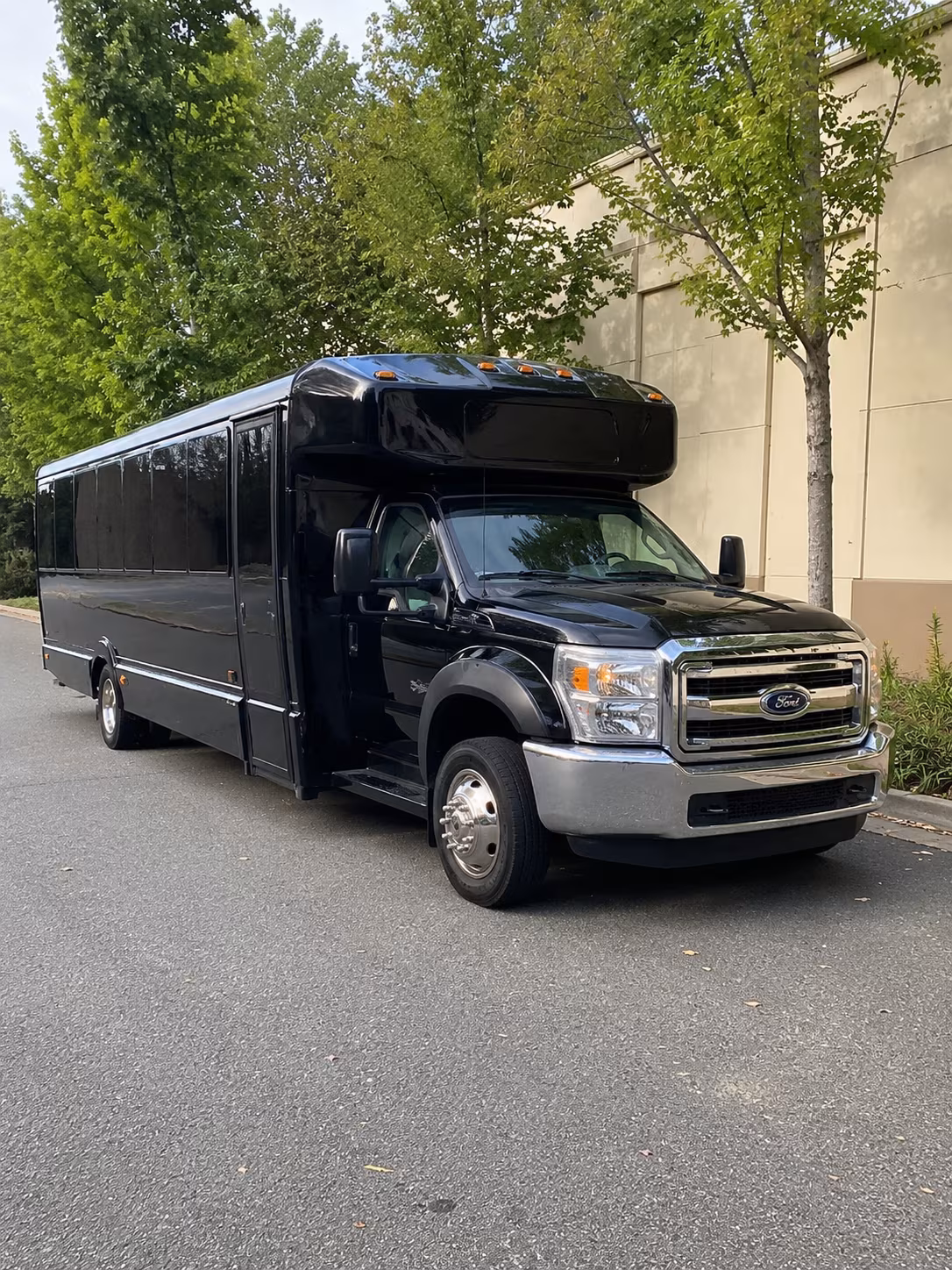 gloucester wedding party bus rental