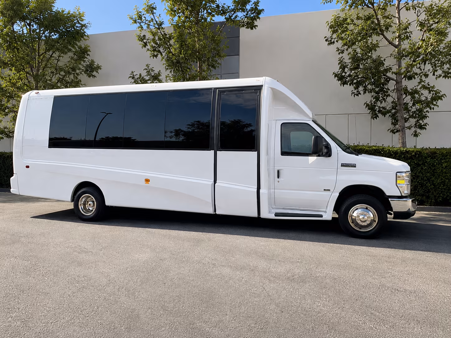 how the distance and duration of your trip affect charter bus rates in gloucester