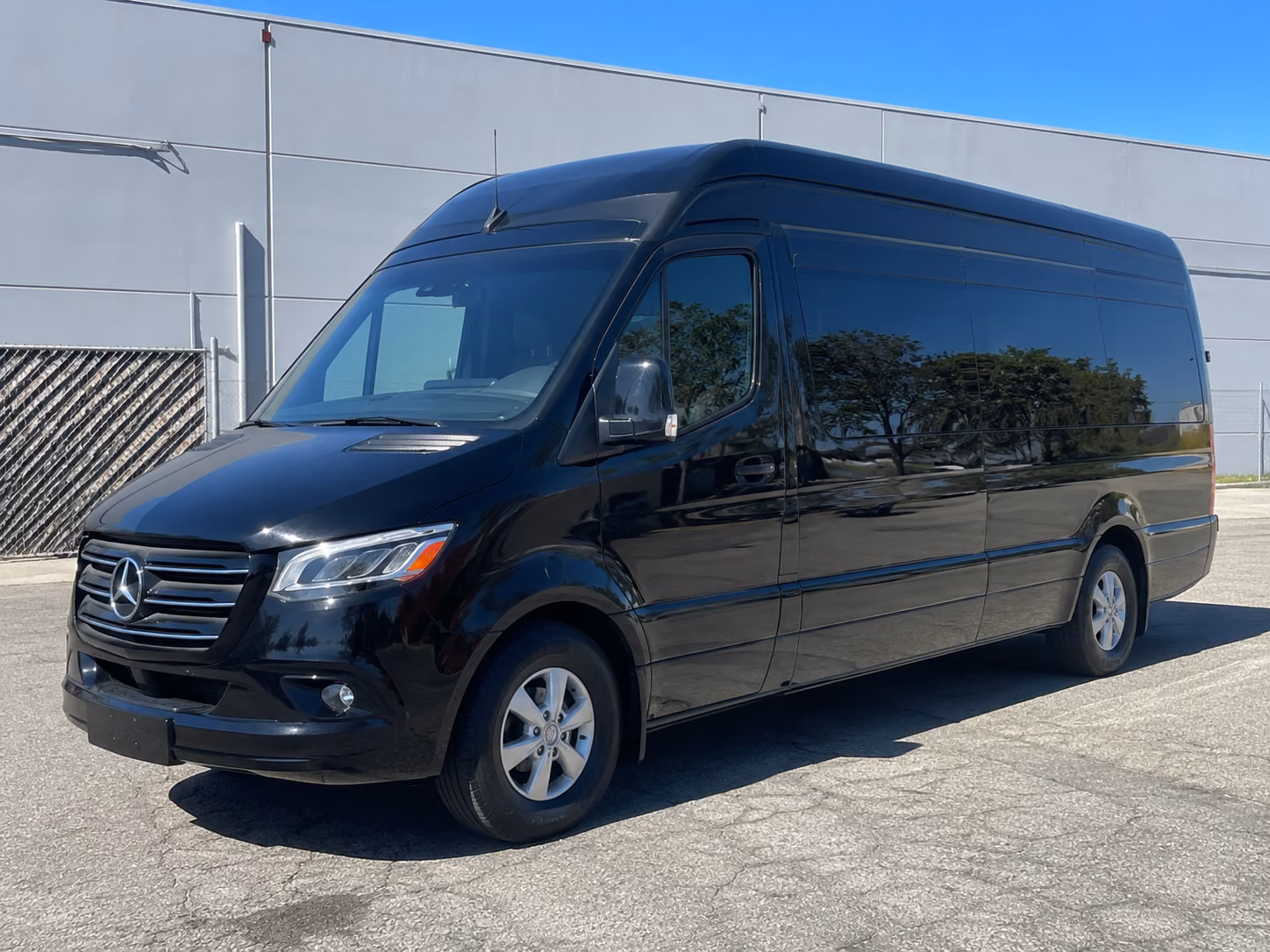 philadelphia set up employee shuttles for philadelphia businesses