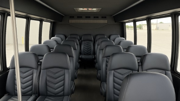 gloucester 15 passenger minibus rental