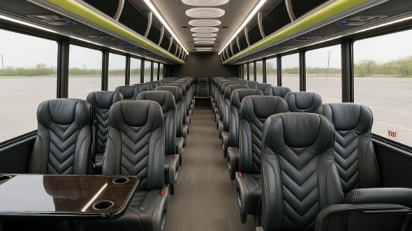 gloucester 20 passenger minibus rental